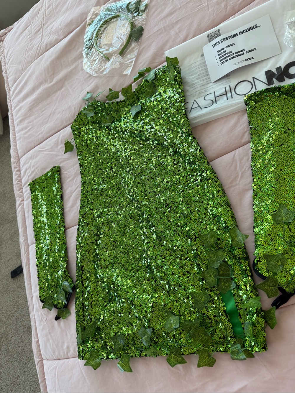 Poison Ivy Adult Costume - Fashion Nova - Size small
